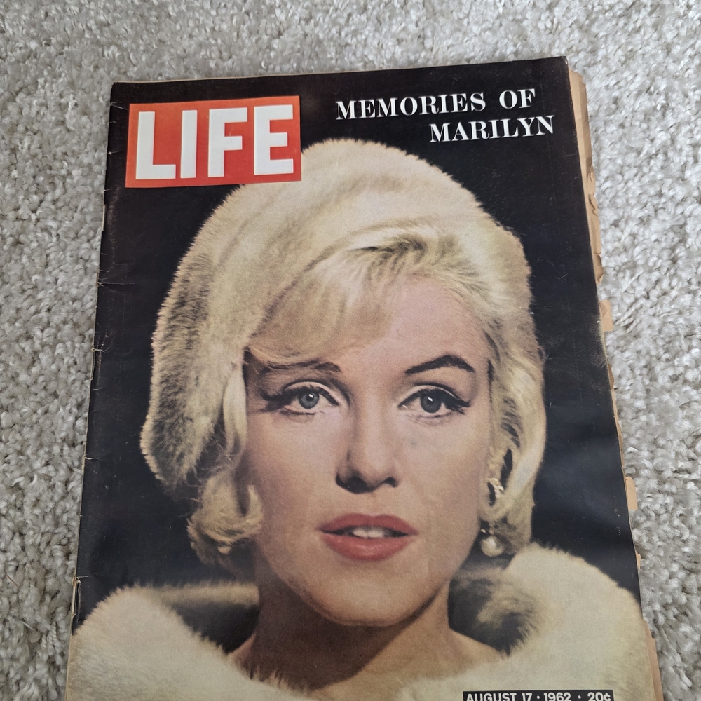 LIFE Magazine "Memories of Marilyn" Cover - Blonde, Black